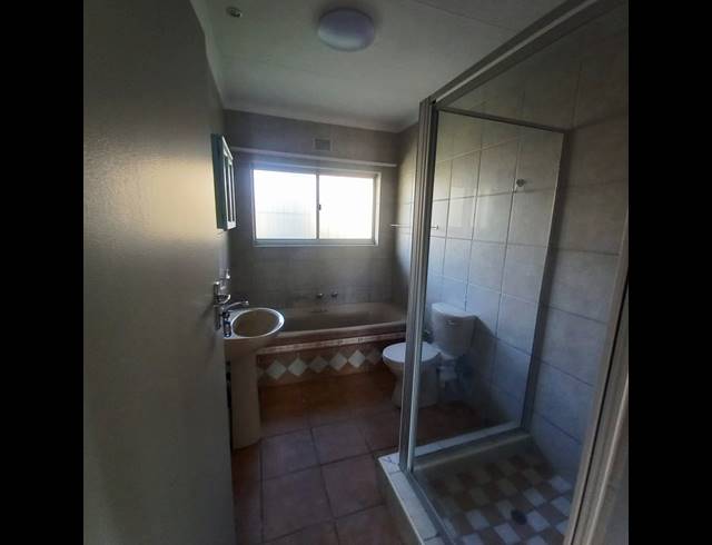 3 BEDROOM HOUSE FOR SALE IN BIRDSWOOD